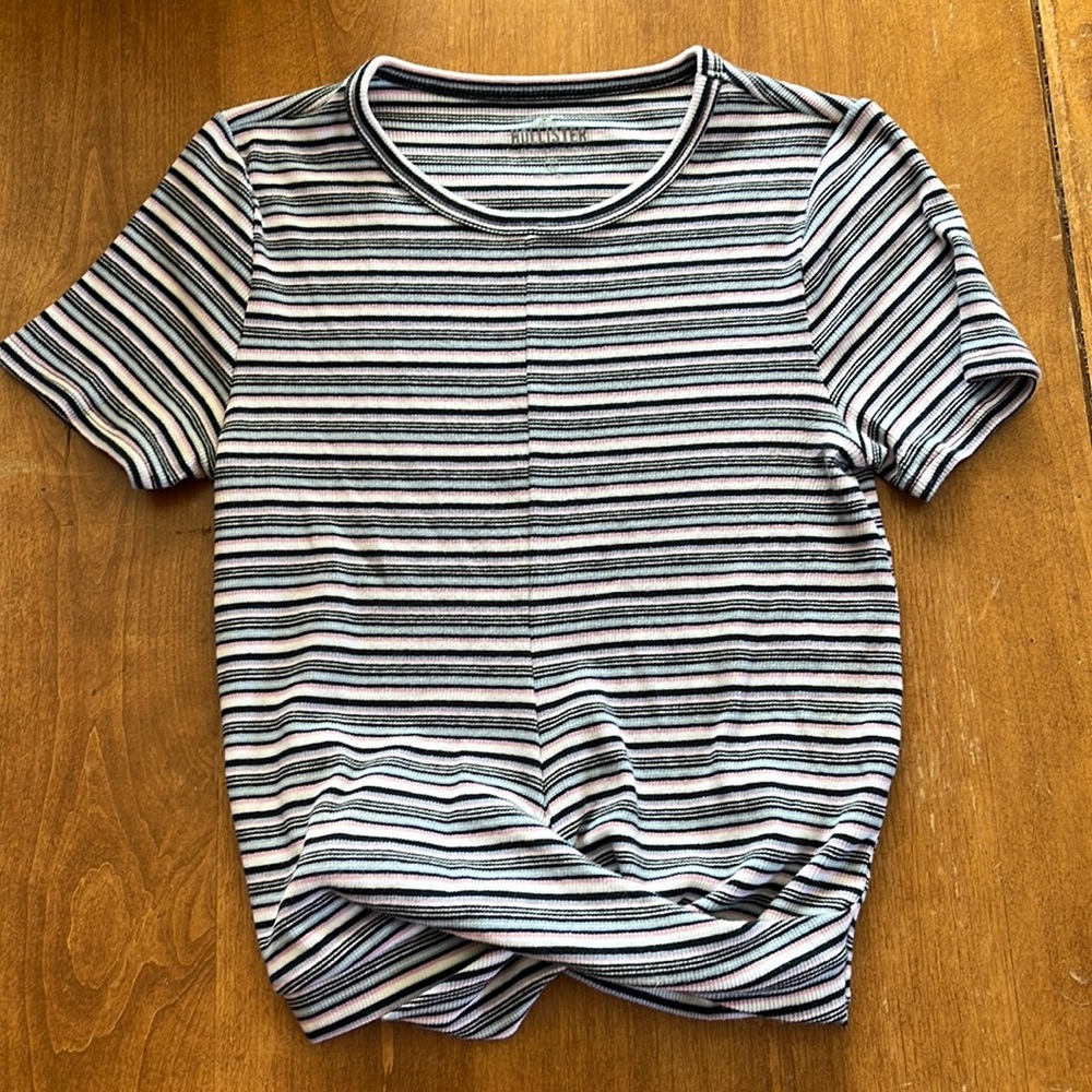 Hollister striped tee with twisty waist detailing.